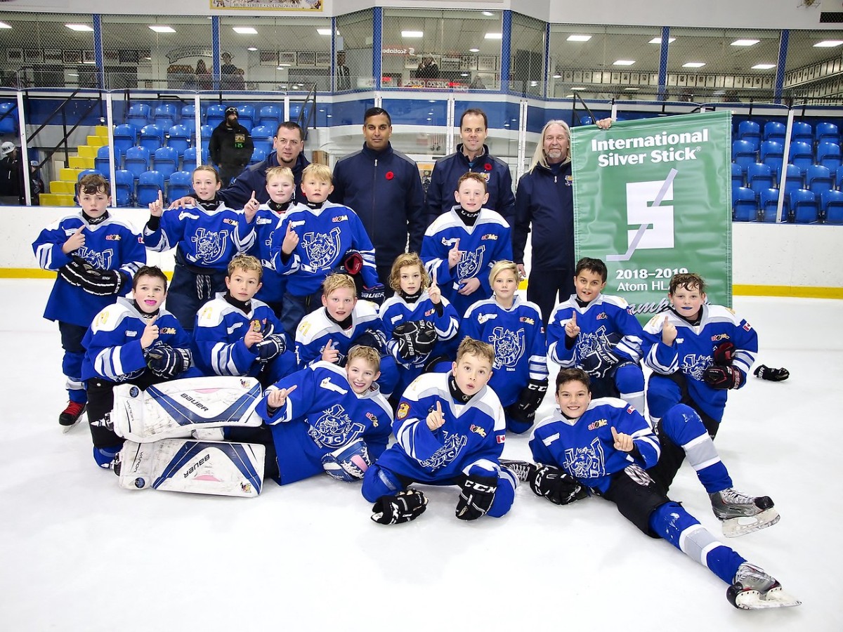 2018-2019 > Atom White Division > News > Blue Thunder win at ...